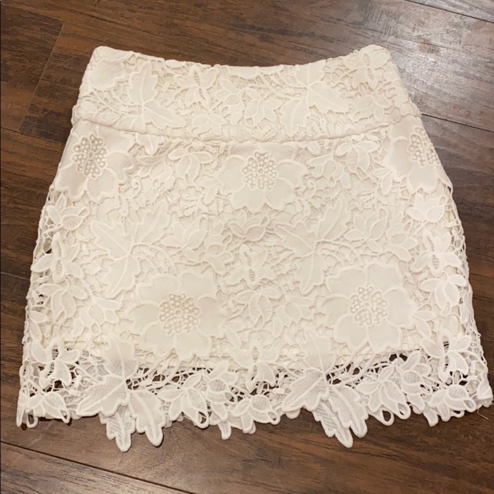 White lace skirt